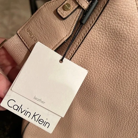 Authentic Calvin Klein purse - Picture 2 of 4